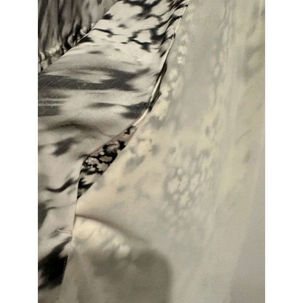 Lululemon Mesh Overlay High Neck‎ Dress in Watercolor Blur Size 12